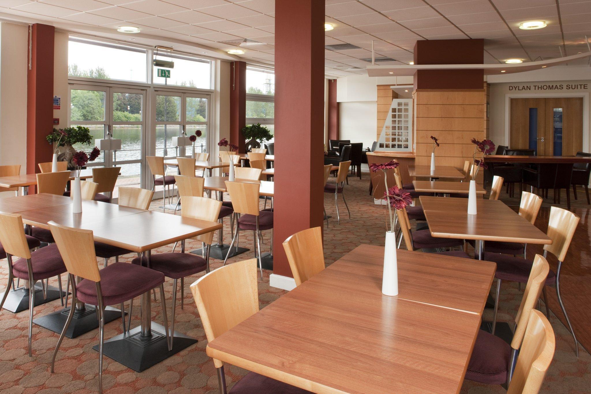 Hotel Express Bay By Ihg Cardiff