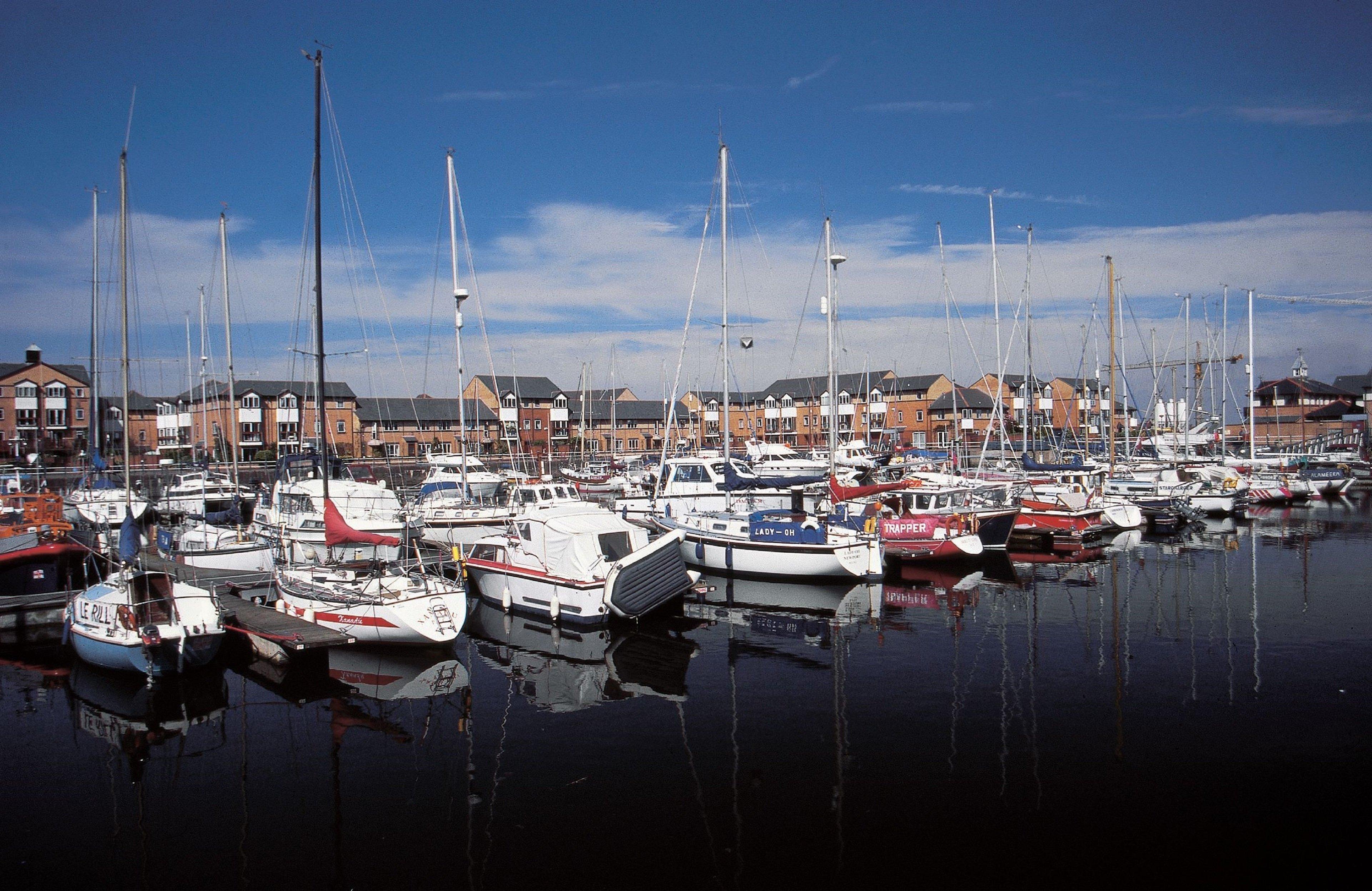 Express Bay By Ihg Hotel Cardiff