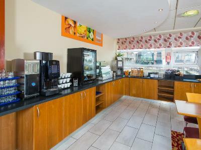 Express Bay By Ihg 3* Cardiff